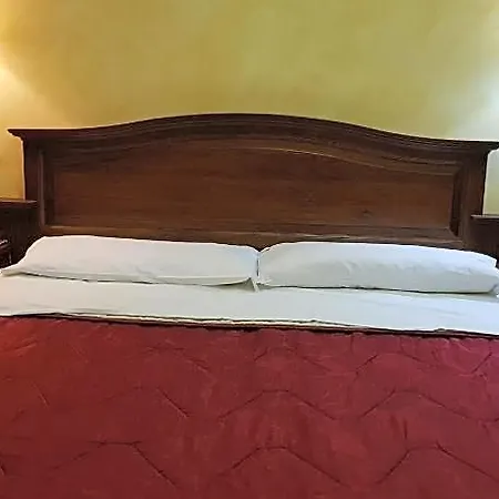 فندق Pitagora 3*