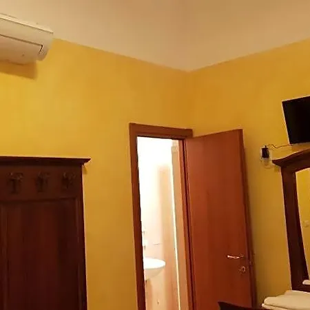 Pitagora فندق 3*